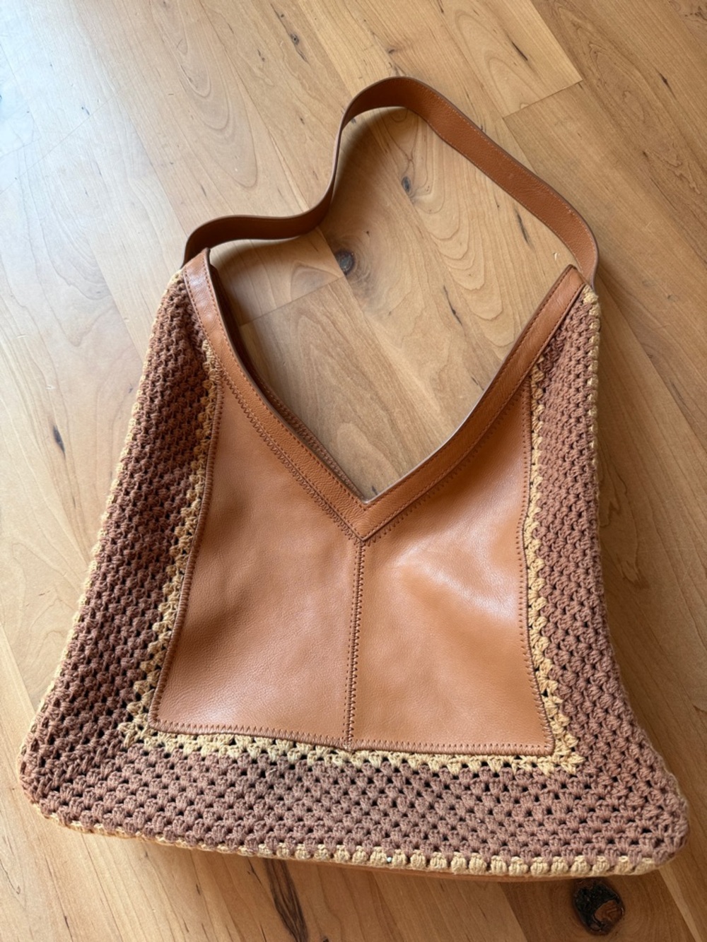 Daisy HOBO shoulder bag in Camel
